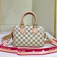 Louis Vuitton Speedy Bags